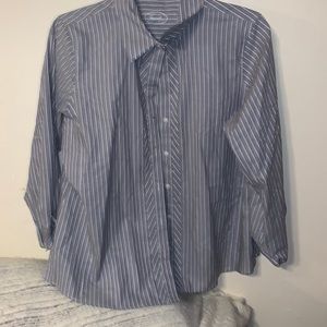 Foxcroft wrinkle free shaped fit button down top